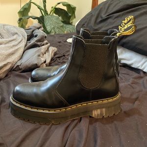 Men’s Doc Marten platform Chelsea boots